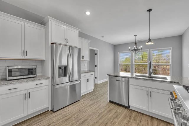 694 Nels Adams Rd, Dickson, TN 37055