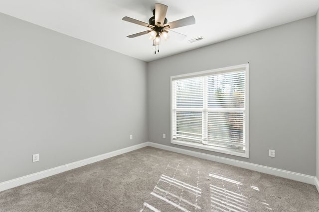 694 Nels Adams Rd, Dickson, TN 37055