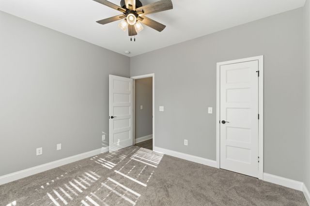 694 Nels Adams Rd, Dickson, TN 37055