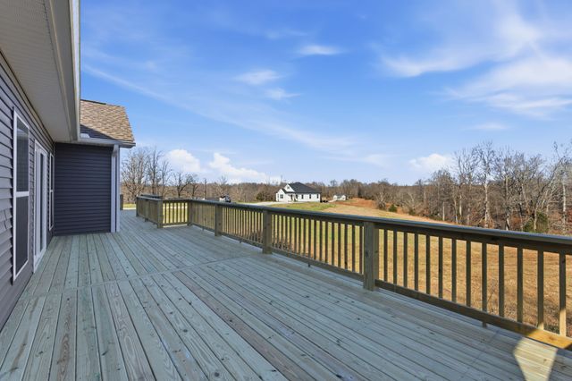 694 Nels Adams Rd, Dickson, TN 37055