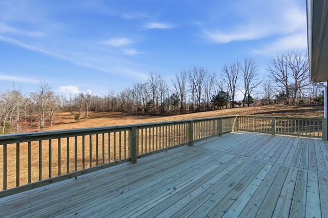 694 Nels Adams Rd, Dickson, TN 37055