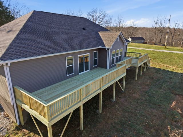 694 Nels Adams Rd, Dickson, TN 37055