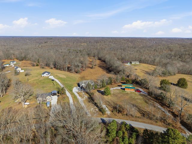 694 Nels Adams Rd, Dickson, TN 37055