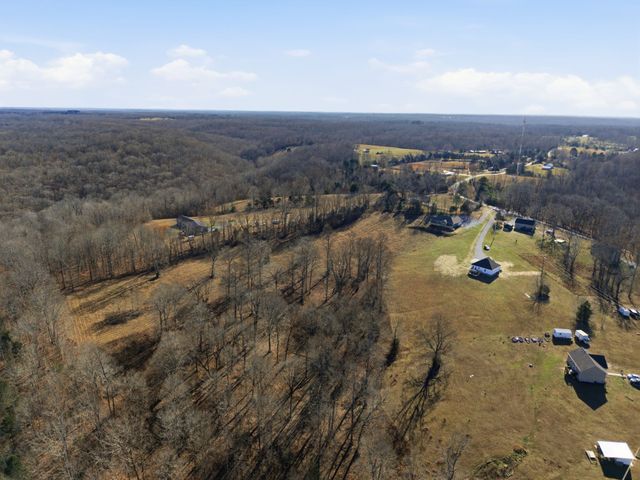 694 Nels Adams Rd, Dickson, TN 37055