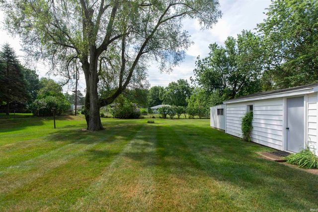 15610 Hamilton Street, Granger, IN 46530