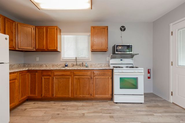 15610 Hamilton Street, Granger, IN 46530