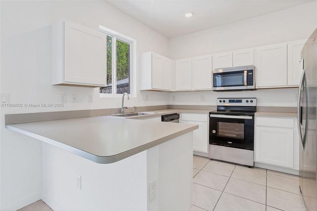 1363 NW 208th Ter 1, Miami Gardens, FL 33169