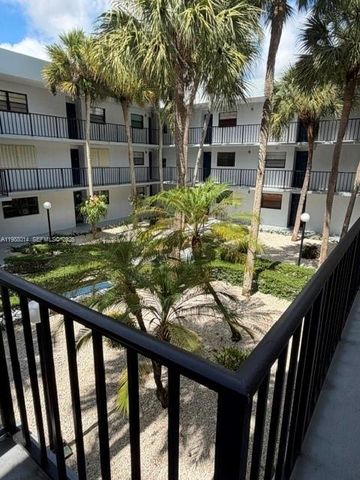 10825 SW 112 Avenue 6215, Miami, FL 33176