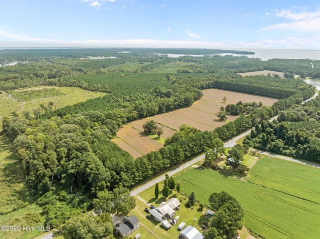 4961 Kelly Road, Bath, NC 27808