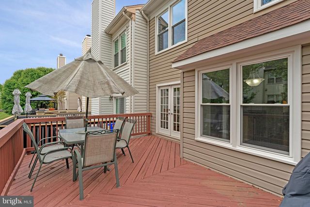 5175 GLEN MEADOW DR, Centreville, VA 20120