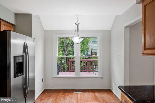 5175 GLEN MEADOW DR, Centreville, VA 20120