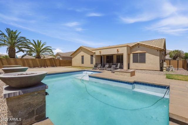 14325 W BANFF Lane, Surprise, AZ 85379