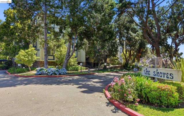 955 Shorepoint Ct 208, Alameda, CA 94501