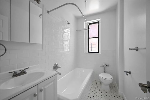 2685 Creston Avenue 1-E, Bronx, NY 10468