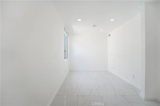 5301 Balboa Boulevard F7, Encino, CA 91316
