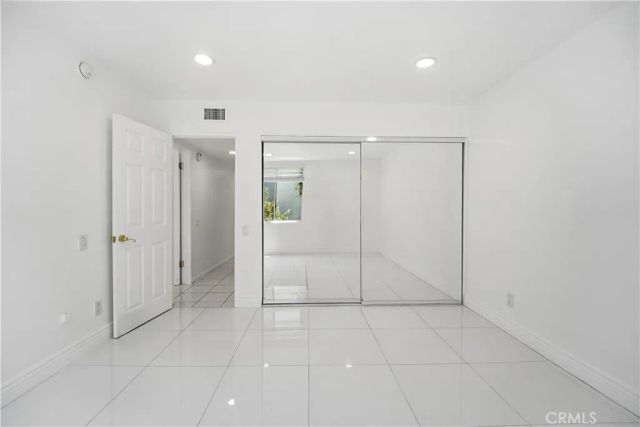 5301 Balboa Boulevard F7, Encino, CA 91316