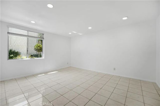 5301 Balboa Boulevard F7, Encino, CA 91316