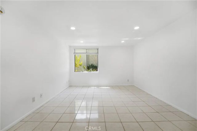 5301 Balboa Boulevard F7, Encino, CA 91316
