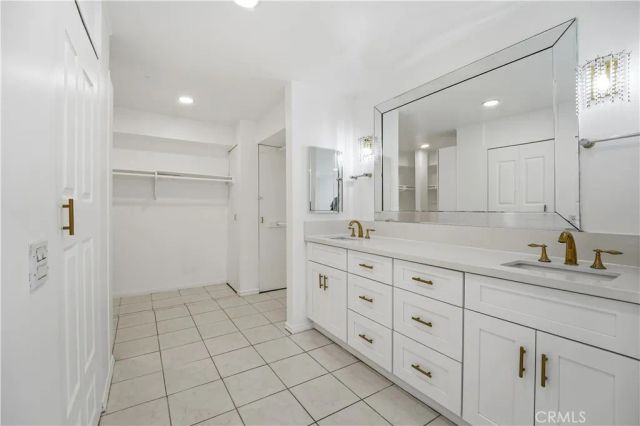5301 Balboa Boulevard F7, Encino, CA 91316