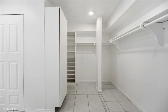 5301 Balboa Boulevard F7, Encino, CA 91316