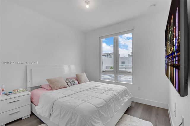 6348 NW 104th Ct, Doral, FL 33178