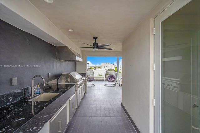 6348 NW 104th Ct, Doral, FL 33178