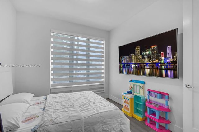 6348 NW 104th Ct, Doral, FL 33178