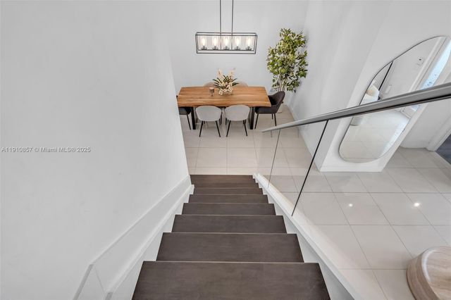 6348 NW 104th Ct, Doral, FL 33178