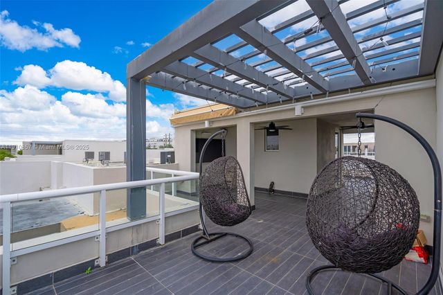 6348 NW 104th Ct, Doral, FL 33178