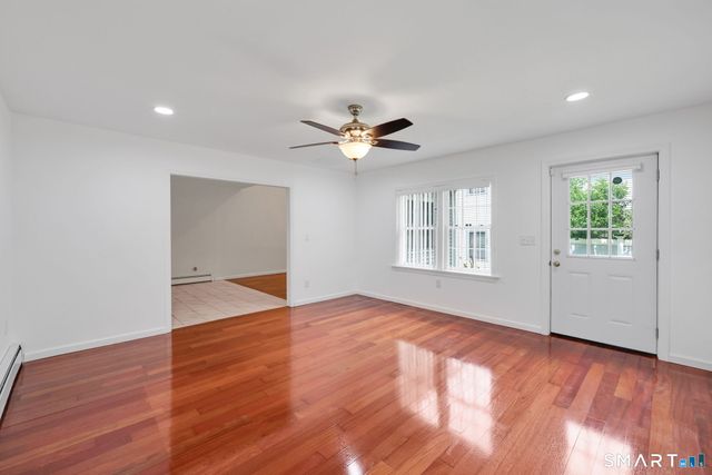 12 Diggins Court, South Windsor, CT 06074