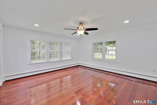 12 Diggins Court, South Windsor, CT 06074