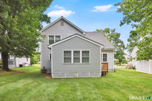 12 Diggins Court, South Windsor, CT 06074