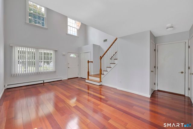 12 Diggins Court, South Windsor, CT 06074