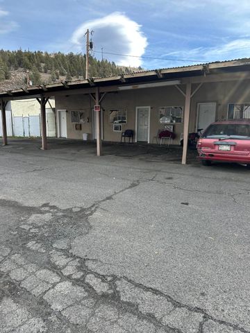 755 S Canyon Boulevard, John Day, OR 97845