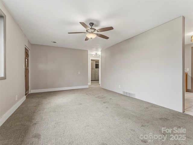 605 Dana Road, Hendersonville, NC 28792