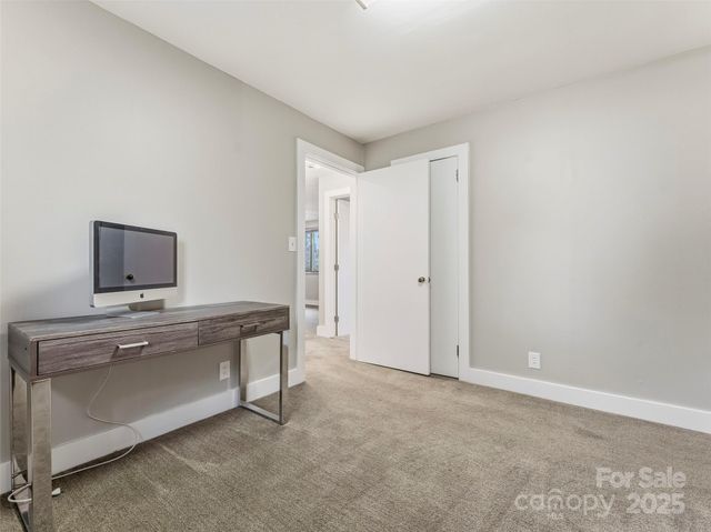 605 Dana Road, Hendersonville, NC 28792