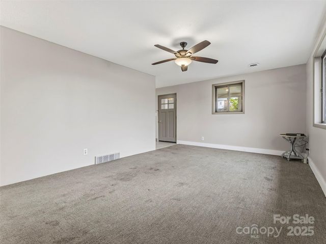 605 Dana Road, Hendersonville, NC 28792