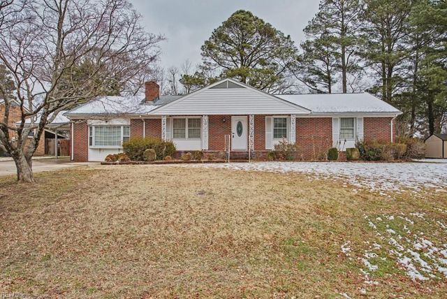 123 Laura LN, Yorktown, VA 23692