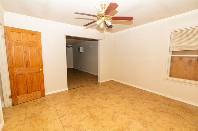 1524 ORMOND Dr, Corpus Christi, TX 78415