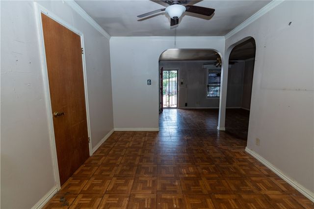 1524 ORMOND Dr, Corpus Christi, TX 78415