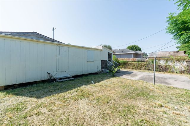 1524 ORMOND Dr, Corpus Christi, TX 78415