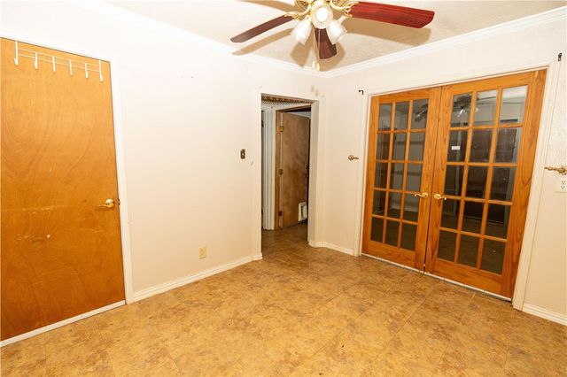 1524 ORMOND Dr, Corpus Christi, TX 78415