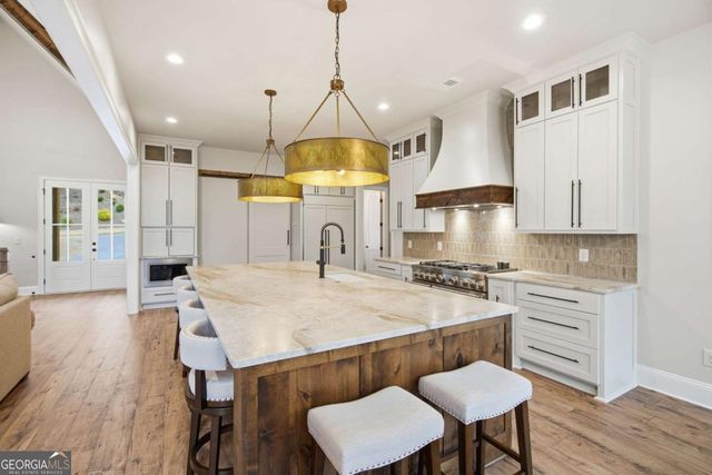 110 Peninsula Way, Dawsonville, GA 30534