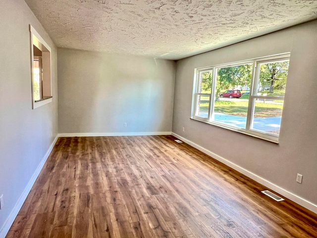 914 Flax Lane, Talbott, TN 37877