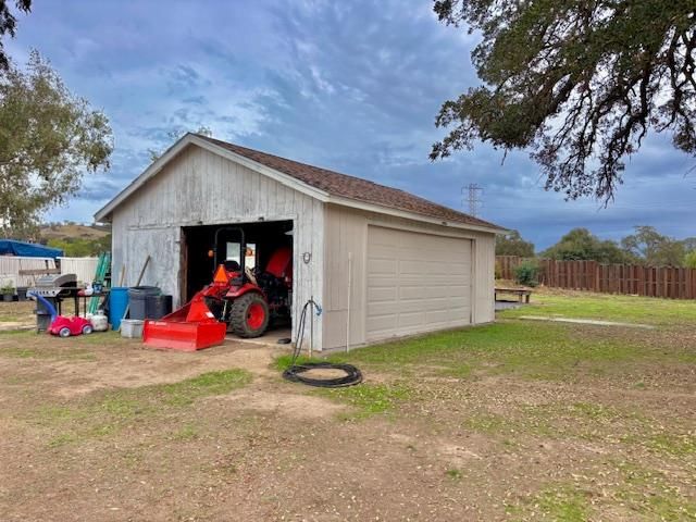 8270 S Highway, Valley Springs, CA 95252