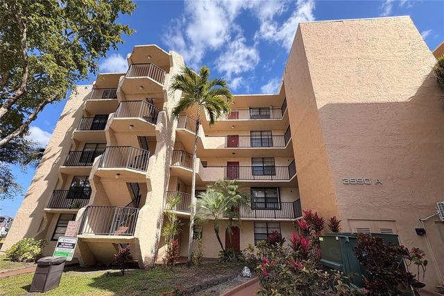 3590 Blue Lake Drive 104, Pompano Beach, FL 33064