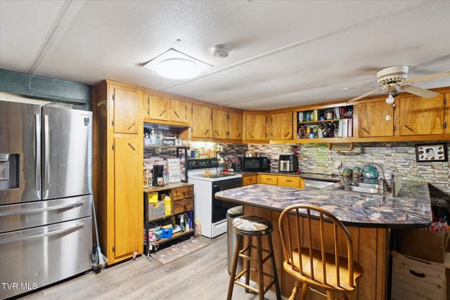 102 Tolley Lane, Erwin, TN 37650