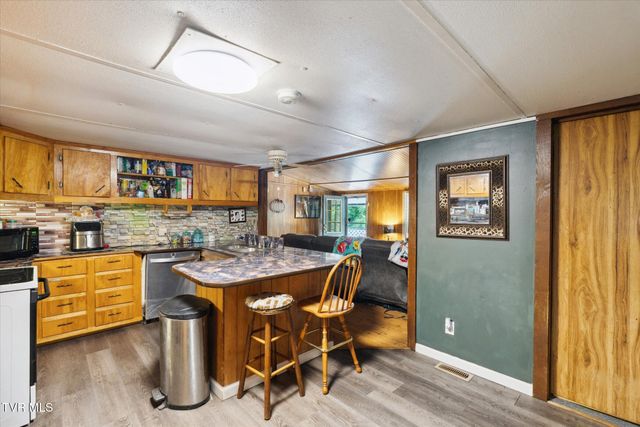 102 Tolley Lane, Erwin, TN 37650