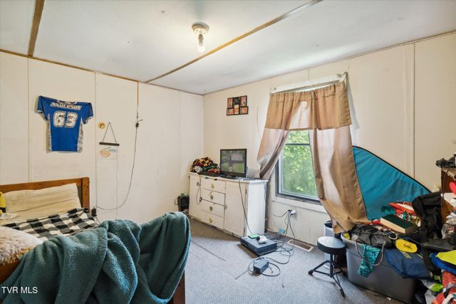 102 Tolley Lane, Erwin, TN 37650
