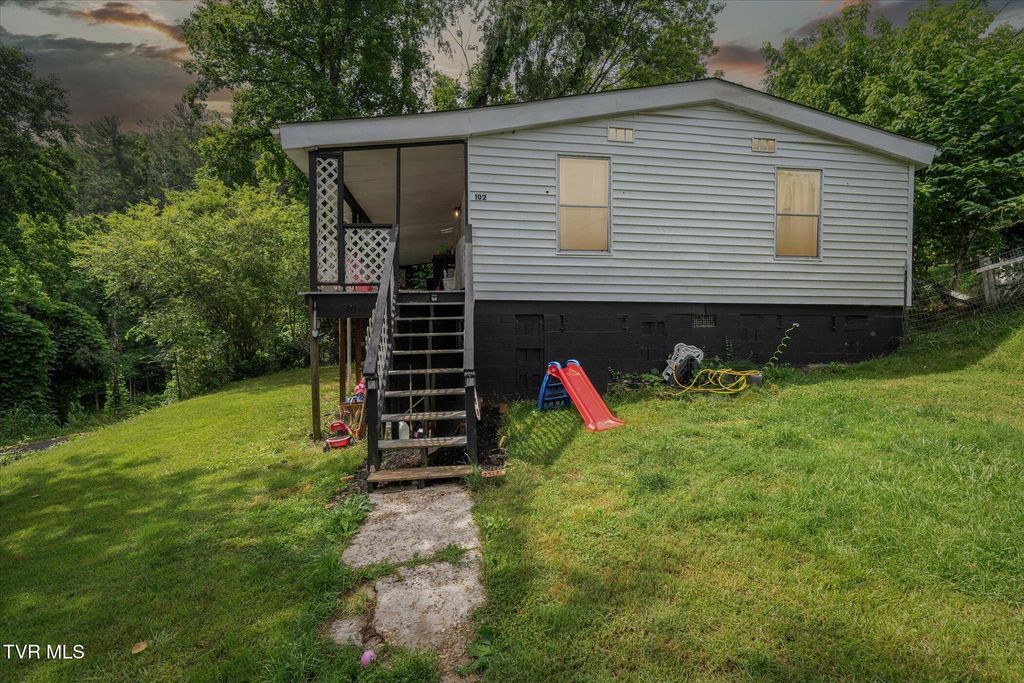 102 Tolley Lane, Erwin, TN 37650